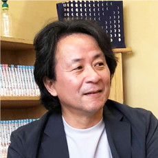 堂目卓生さん