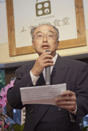 武田英一氏