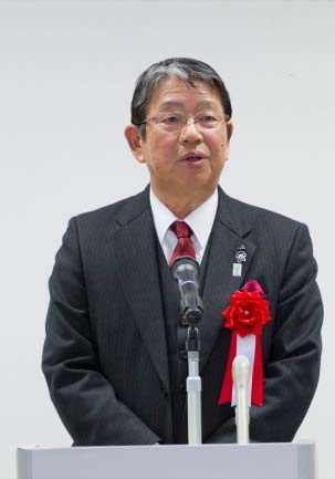 菅野孝志氏
