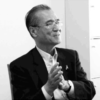 松井秀文氏